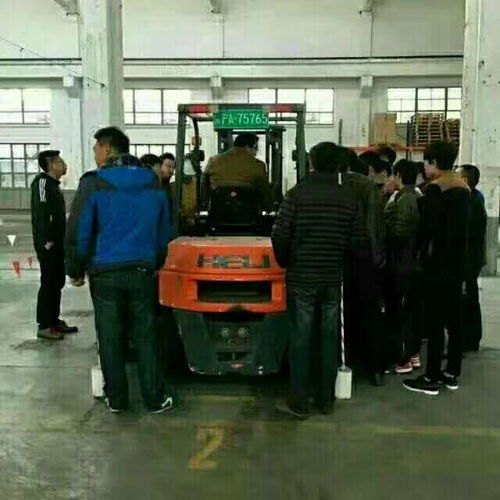 周莊鎮(zhèn)復(fù)審叉車(chē)證叉車(chē)駕駛技術(shù)培訓(xùn) 零基礎(chǔ)學(xué)習(xí)安全靠譜