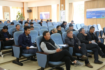 南方電網云南曲靖陸良供電局舉辦駕駛員培訓 共筑交通安全堡壘