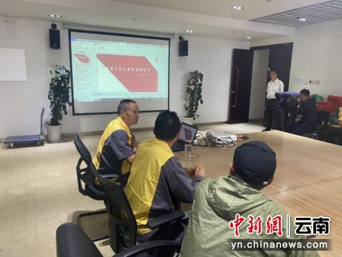 祥鵬航空特種車駕駛教員陳富 以老帶新 言傳身教